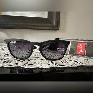 Ray-ban Sunglasses RB4221